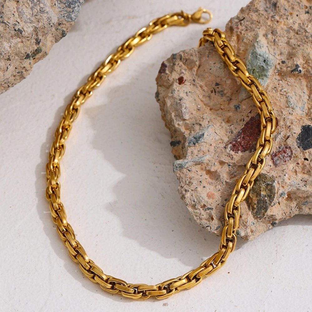 New 18K Gold Plated Chunky Link Chain Necklace